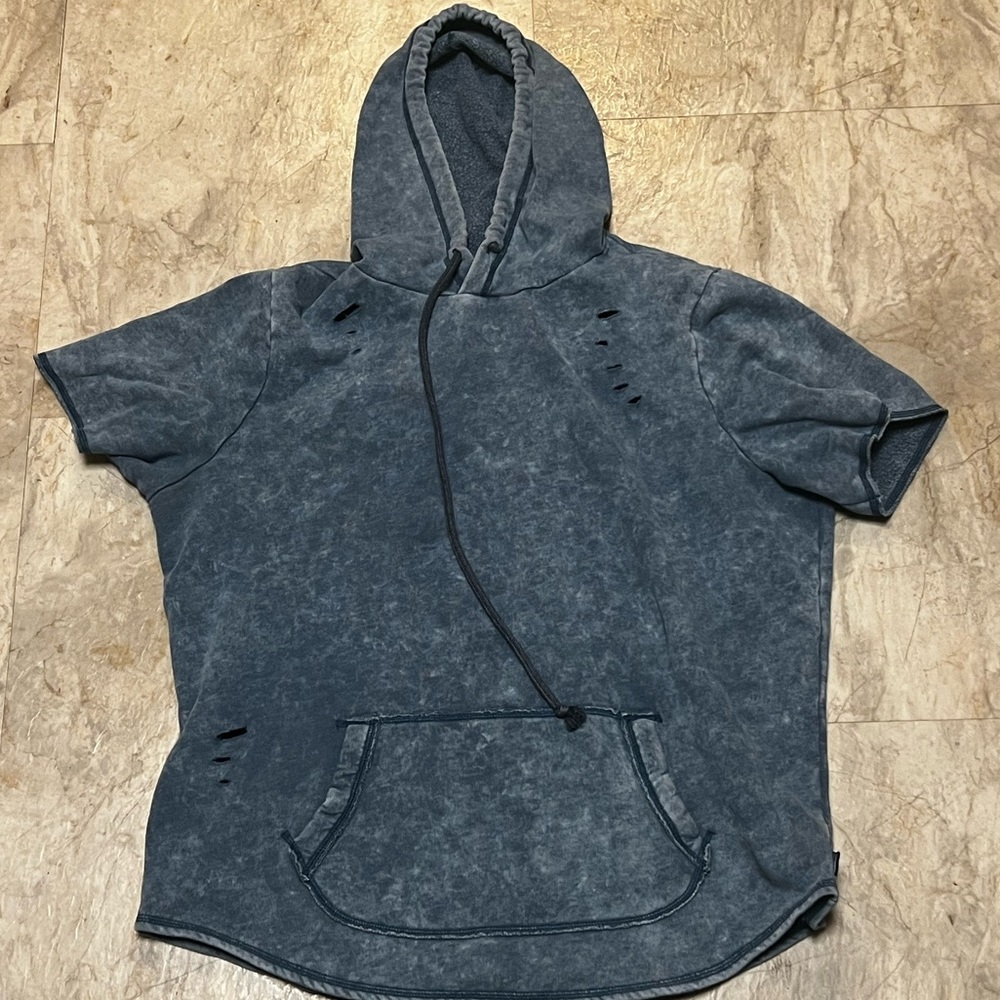 Hollister Mens ripped hoodie t shirt